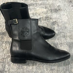 Used Slip on Tory Burch black booties.